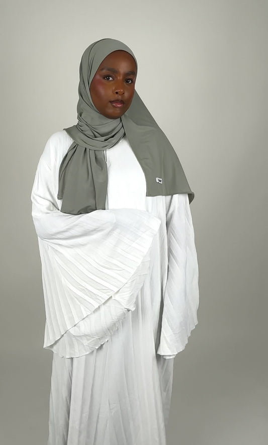 White Plissé abaya