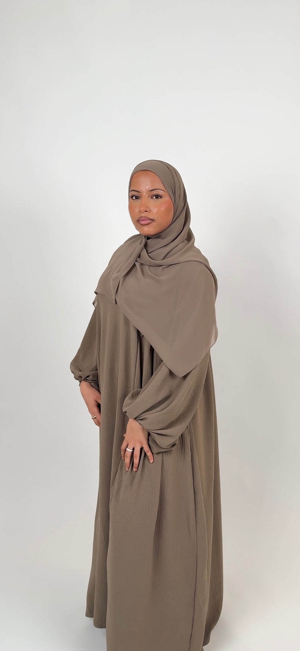 Medinah Abaya - Taupe