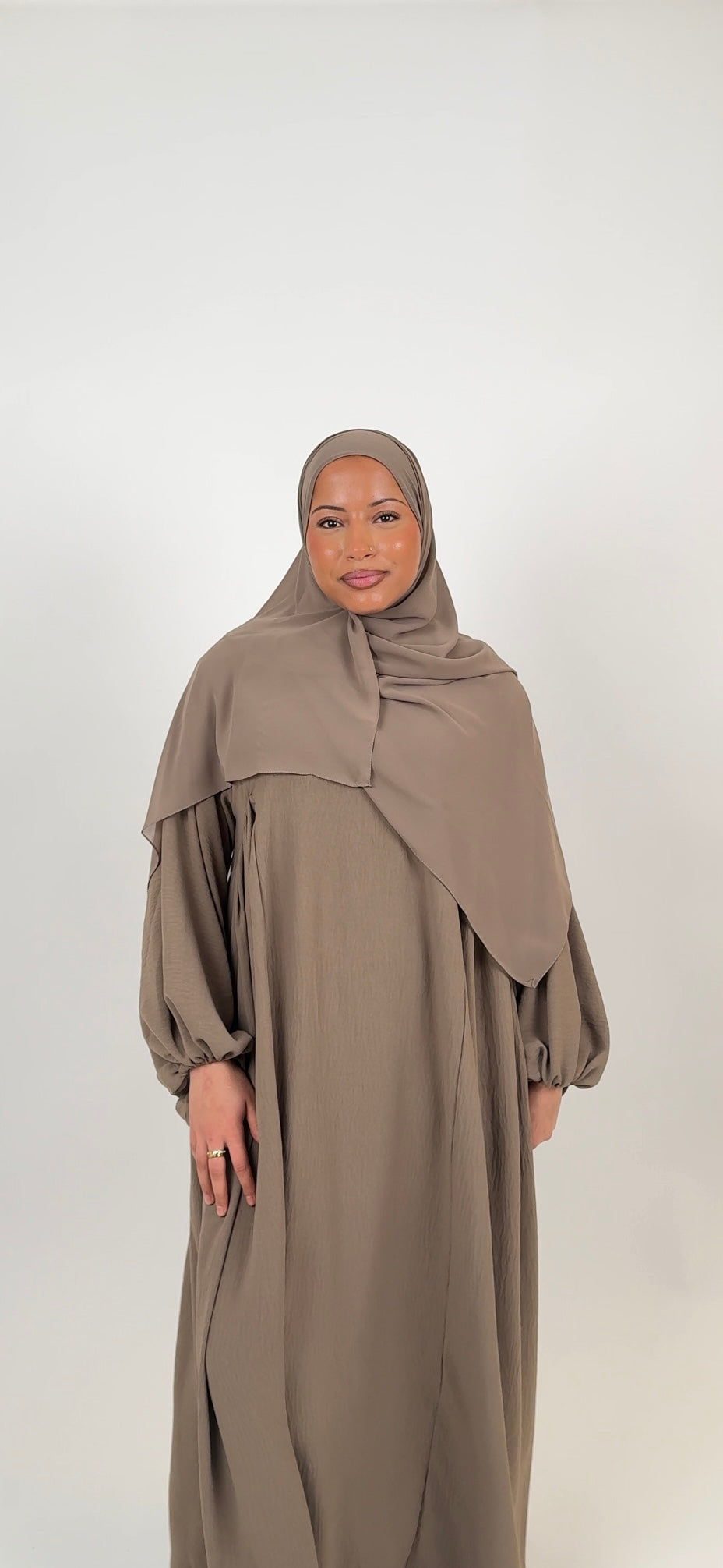 Medinah Abaya - Taupe
