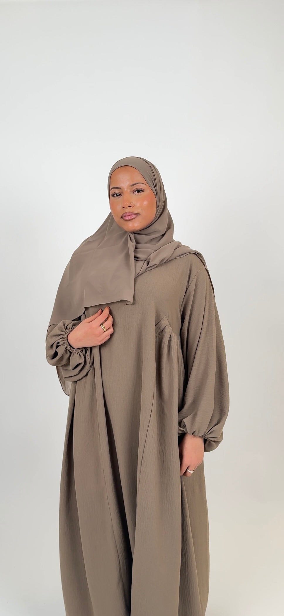 Medinah Abaya - Taupe