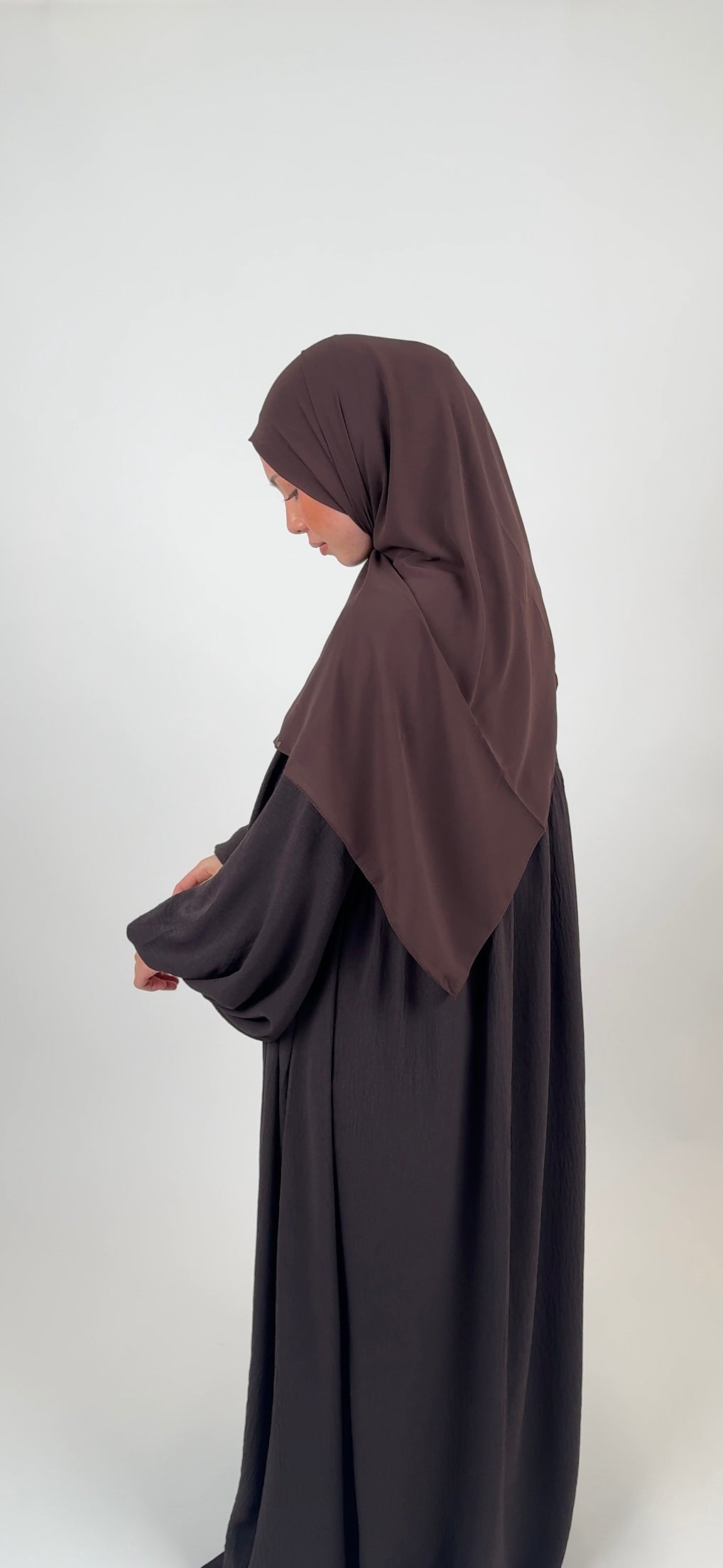 Medinah Abaya - Dark brown