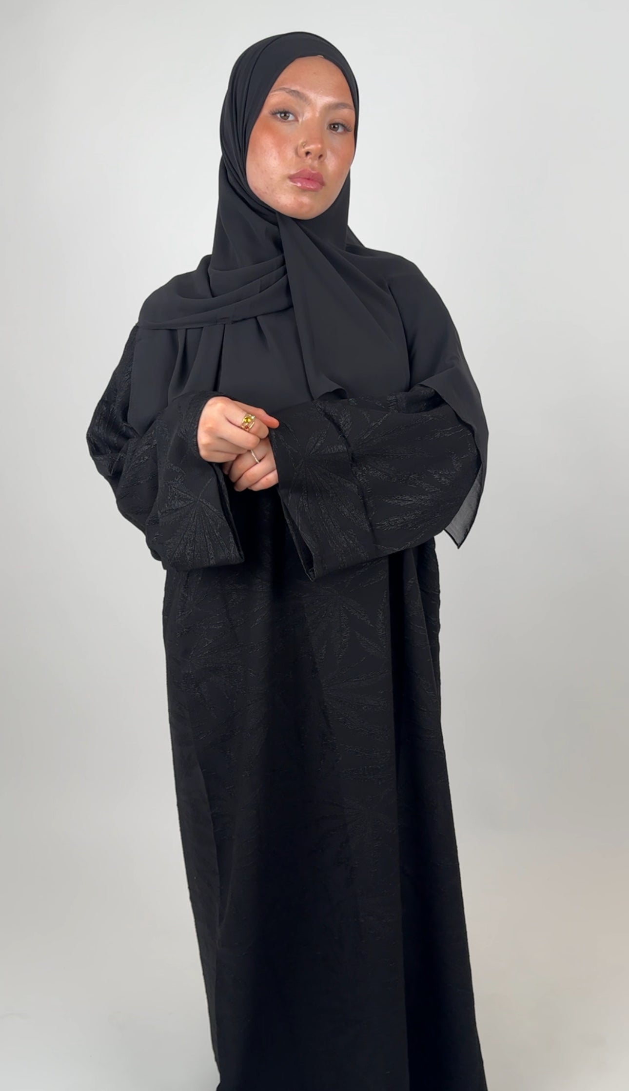 Layan Abaya - black