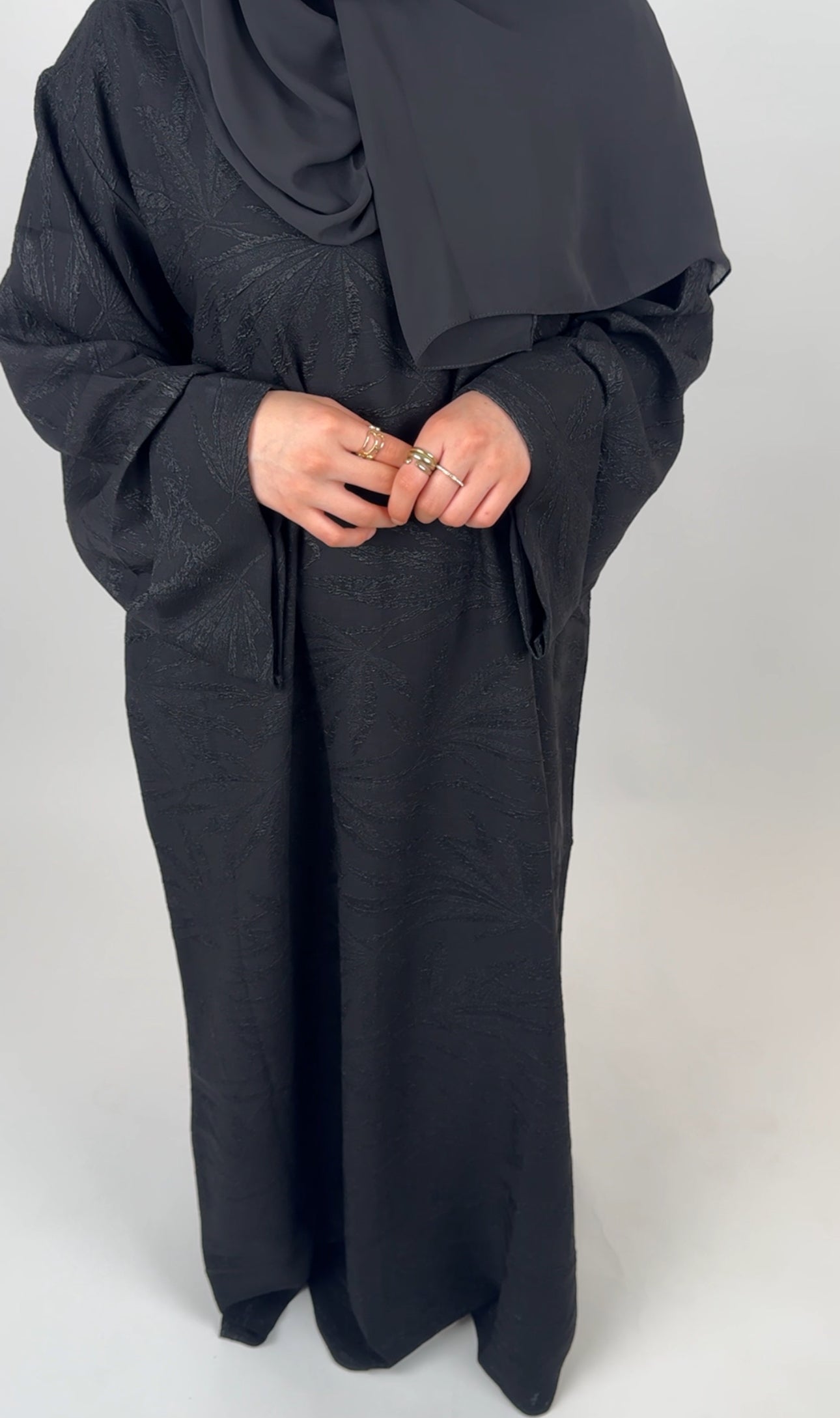 Layan Abaya - black