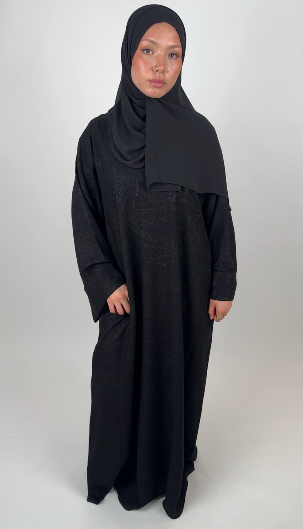 Layan Abaya - black