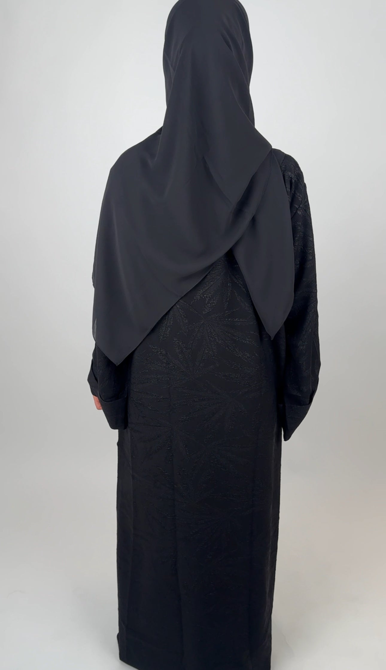Layan Abaya - black
